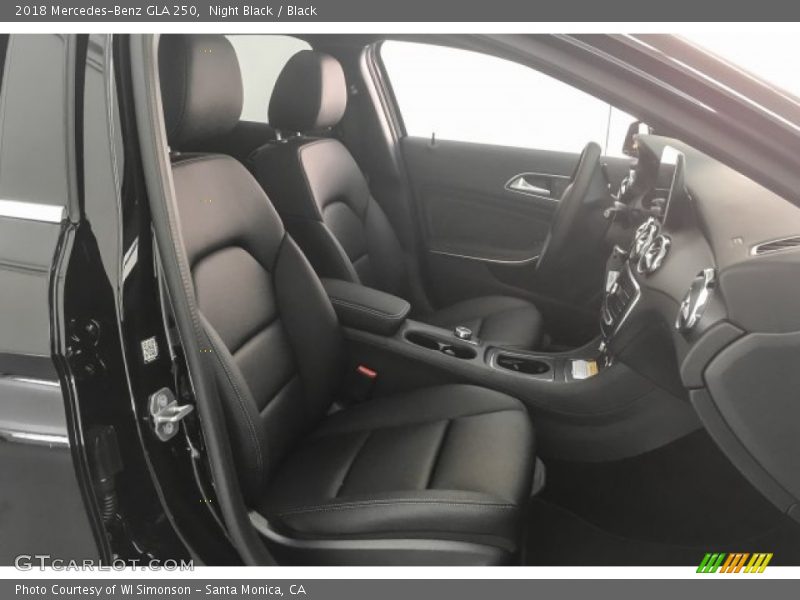 Night Black / Black 2018 Mercedes-Benz GLA 250