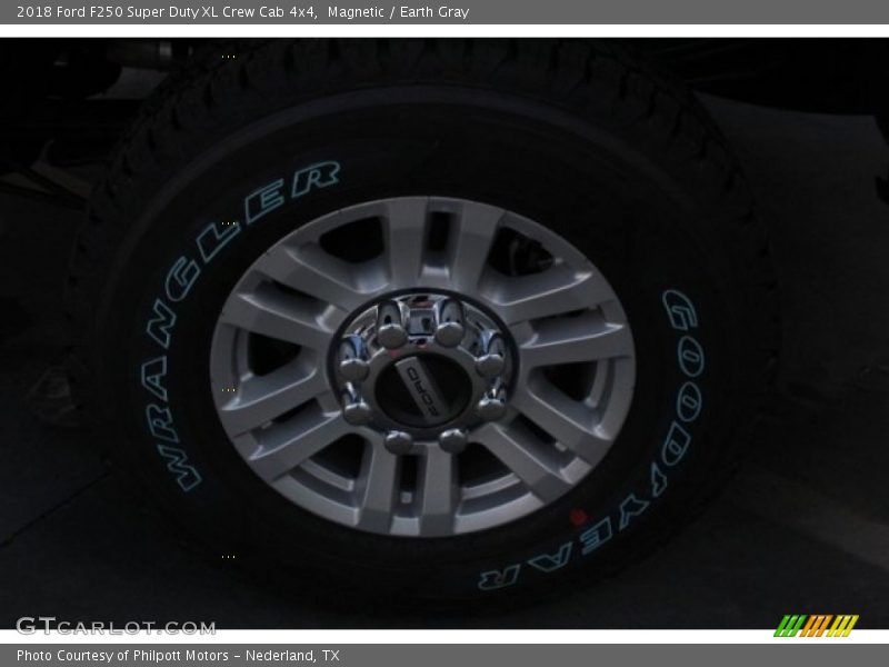 Magnetic / Earth Gray 2018 Ford F250 Super Duty XL Crew Cab 4x4