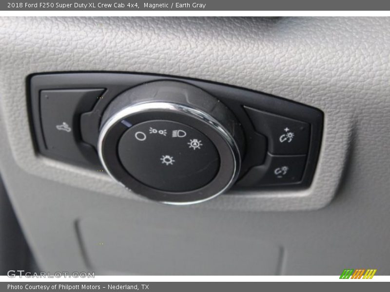 Magnetic / Earth Gray 2018 Ford F250 Super Duty XL Crew Cab 4x4