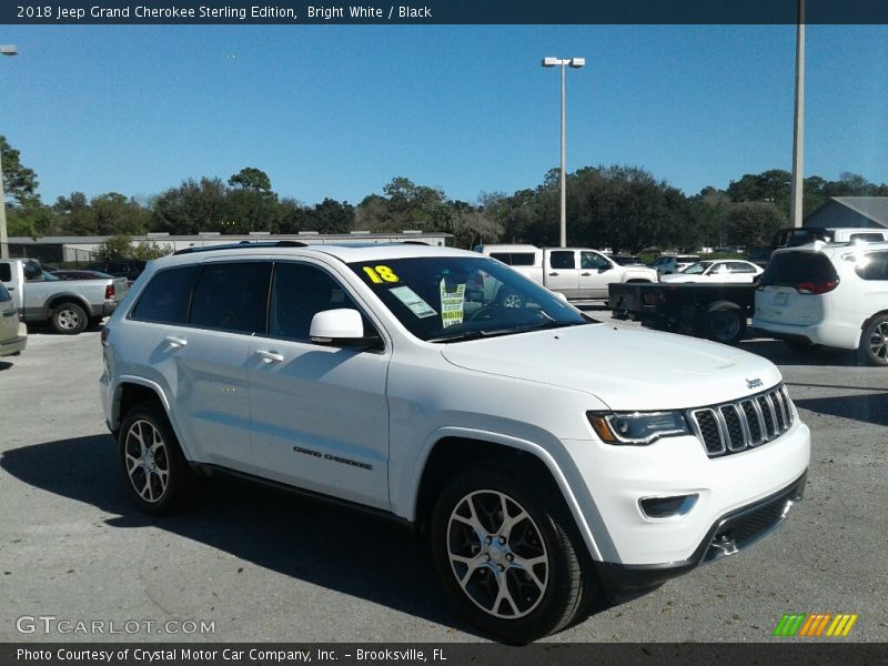 Bright White / Black 2018 Jeep Grand Cherokee Sterling Edition