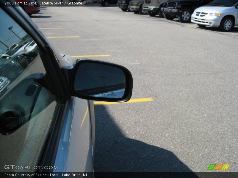 Satellite Silver / Graphite 2003 Pontiac Vibe