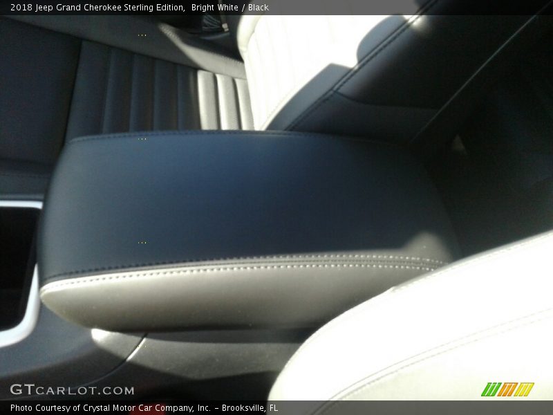 Bright White / Black 2018 Jeep Grand Cherokee Sterling Edition