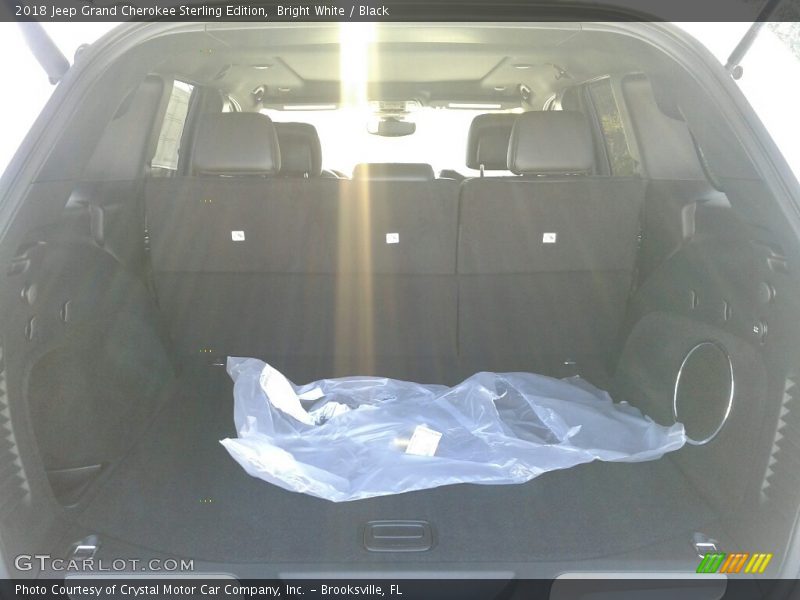 Bright White / Black 2018 Jeep Grand Cherokee Sterling Edition