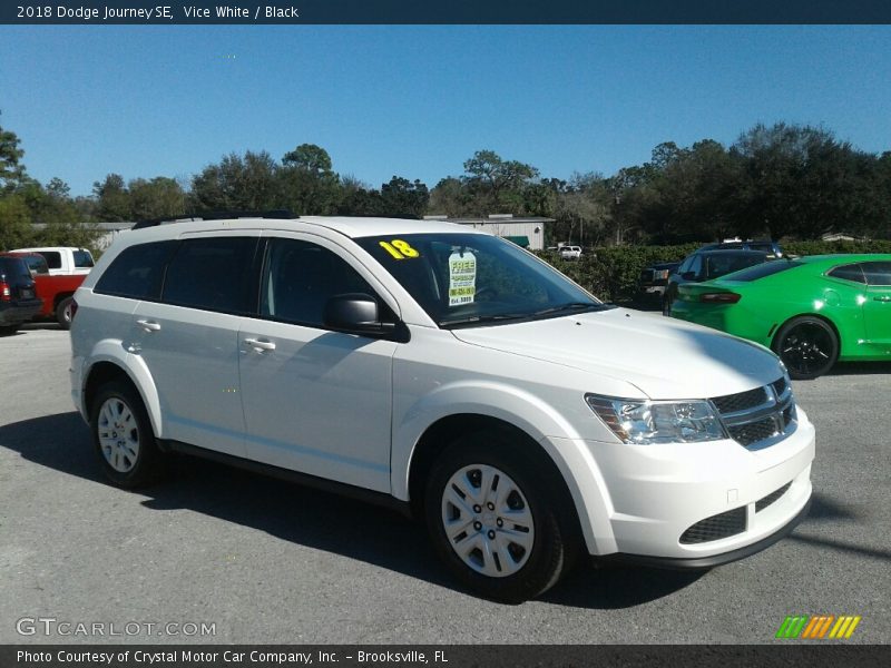 Vice White / Black 2018 Dodge Journey SE