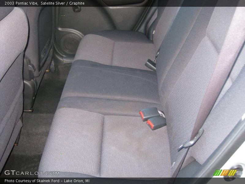 Satellite Silver / Graphite 2003 Pontiac Vibe