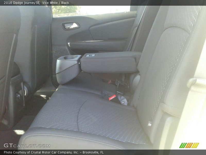 Vice White / Black 2018 Dodge Journey SE
