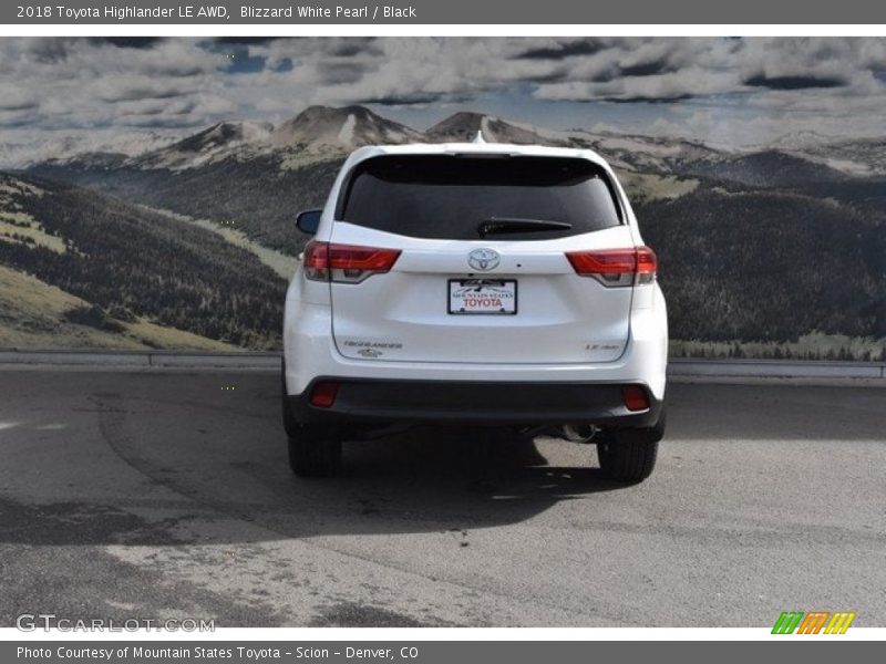 Blizzard White Pearl / Black 2018 Toyota Highlander LE AWD