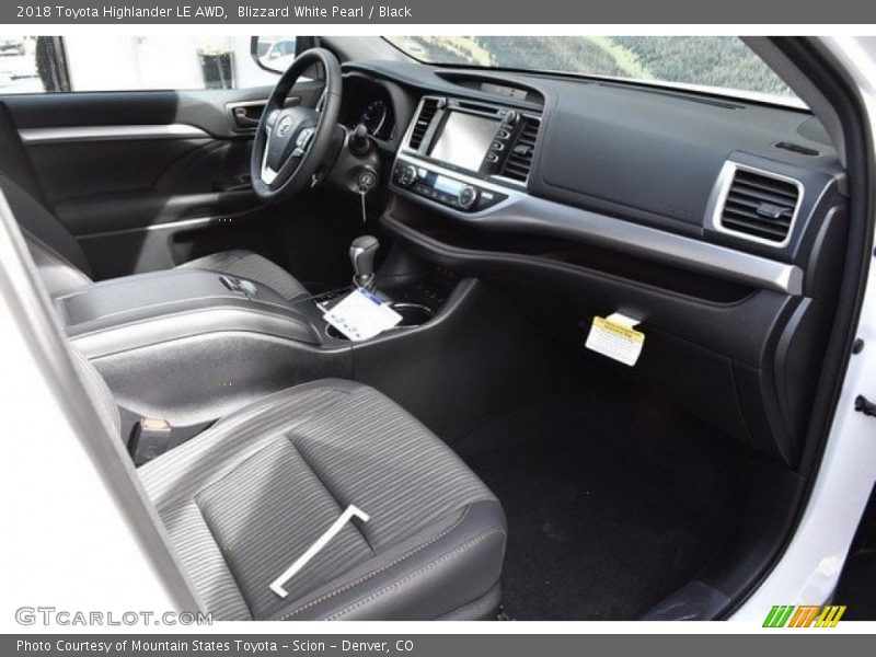 Blizzard White Pearl / Black 2018 Toyota Highlander LE AWD