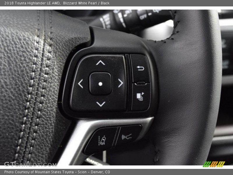 Blizzard White Pearl / Black 2018 Toyota Highlander LE AWD