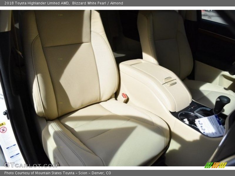 Blizzard White Pearl / Almond 2018 Toyota Highlander Limited AWD