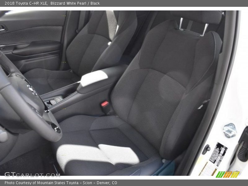 Blizzard White Pearl / Black 2018 Toyota C-HR XLE
