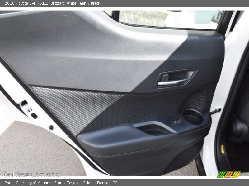 Blizzard White Pearl / Black 2018 Toyota C-HR XLE