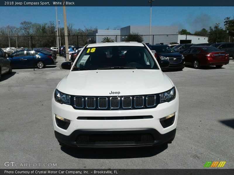 White / Black 2018 Jeep Compass Sport
