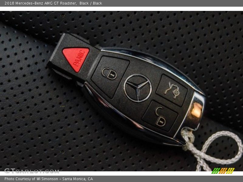 Keys of 2018 AMG GT Roadster