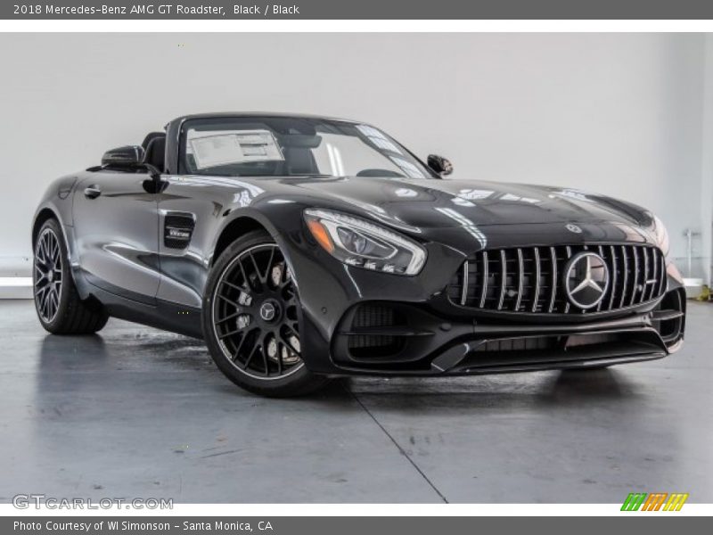 Front 3/4 View of 2018 AMG GT Roadster