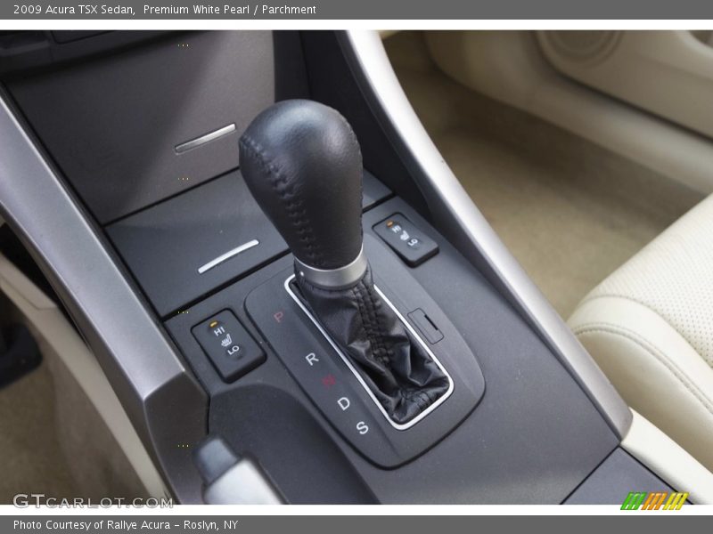 Premium White Pearl / Parchment 2009 Acura TSX Sedan