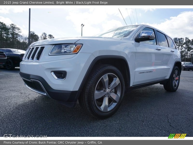 Bright White / Black/Light Frost Beige 2015 Jeep Grand Cherokee Limited