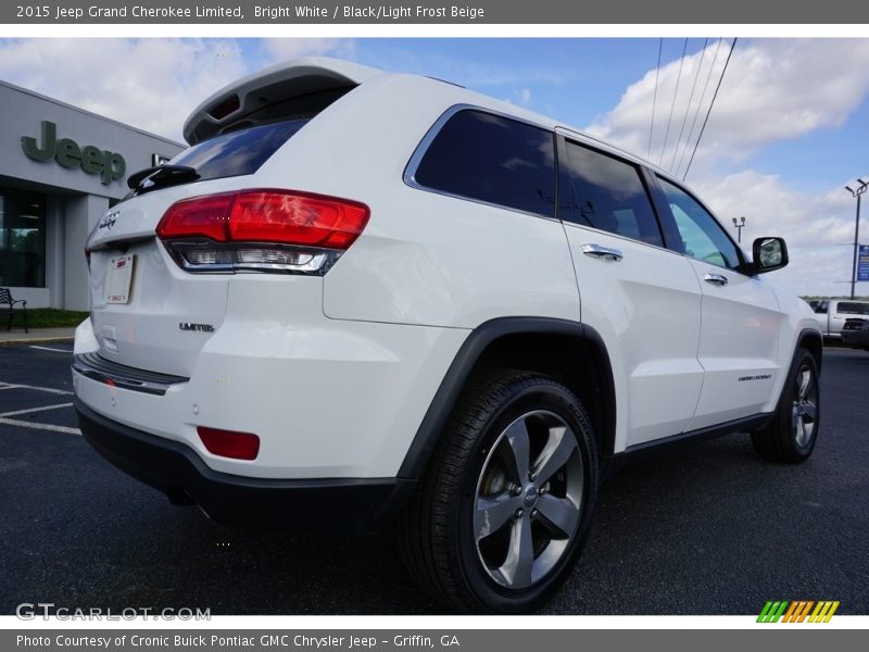 Bright White / Black/Light Frost Beige 2015 Jeep Grand Cherokee Limited