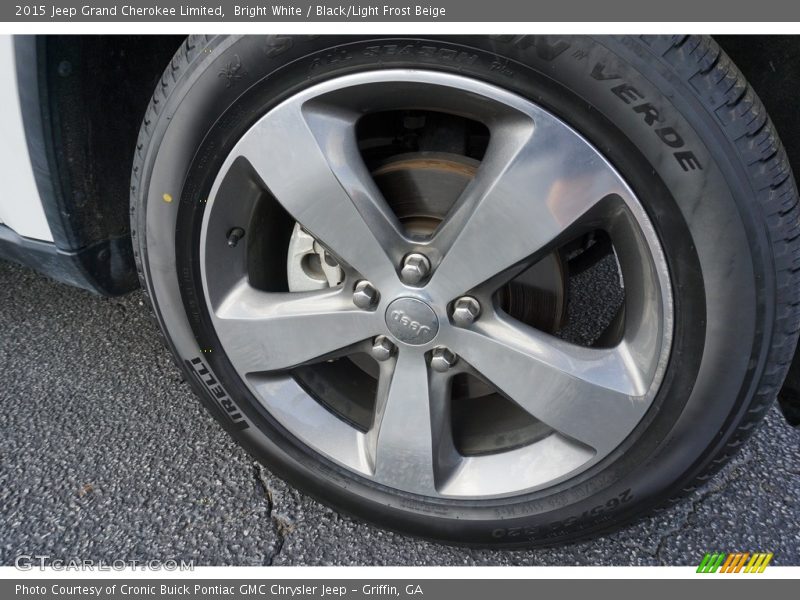 Bright White / Black/Light Frost Beige 2015 Jeep Grand Cherokee Limited