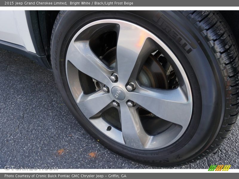 Bright White / Black/Light Frost Beige 2015 Jeep Grand Cherokee Limited