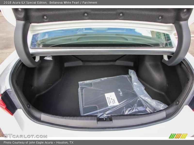  2018 ILX Special Edition Trunk