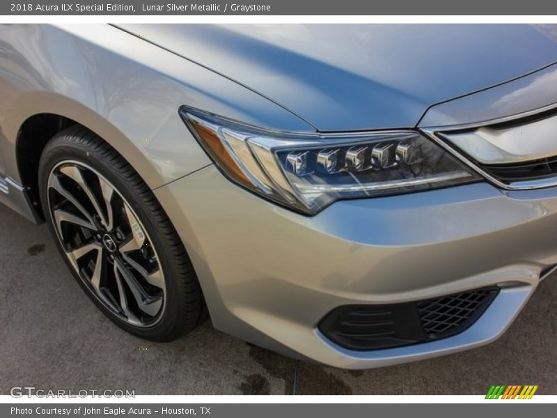 Lunar Silver Metallic / Graystone 2018 Acura ILX Special Edition