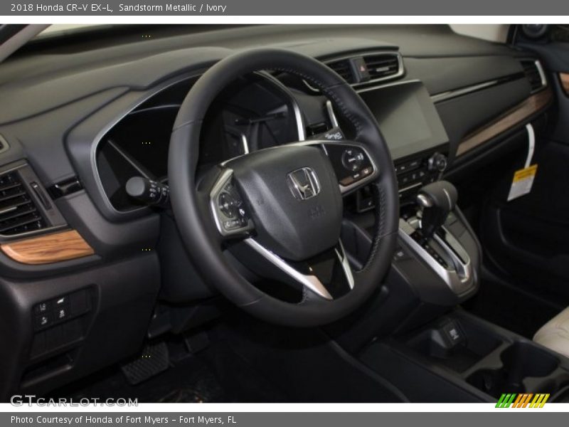 Sandstorm Metallic / Ivory 2018 Honda CR-V EX-L