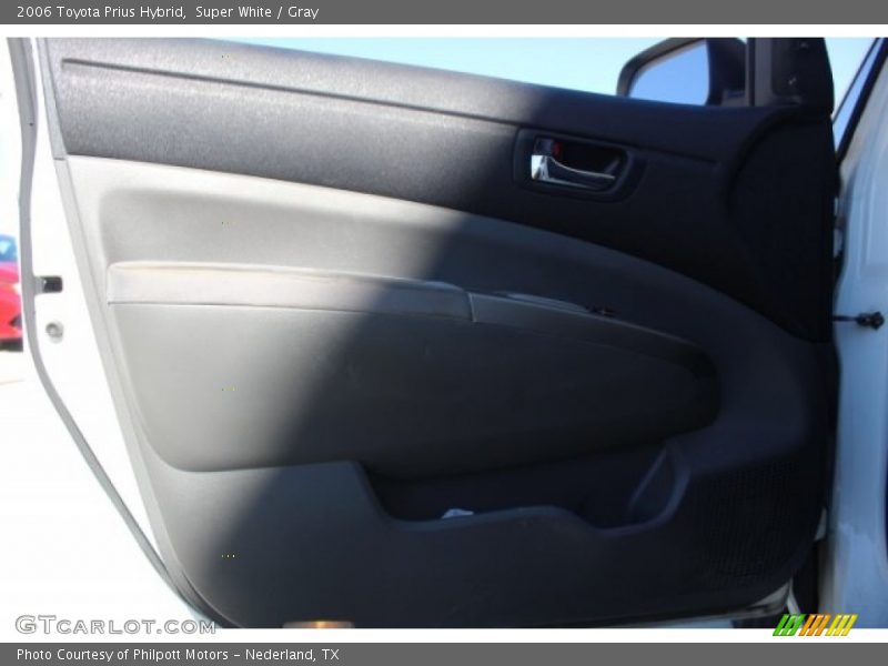 Super White / Gray 2006 Toyota Prius Hybrid