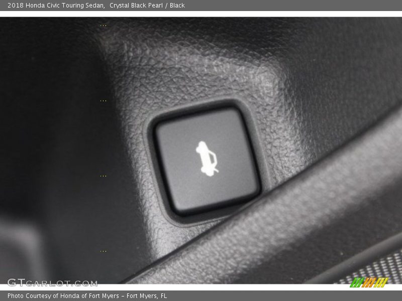 Crystal Black Pearl / Black 2018 Honda Civic Touring Sedan