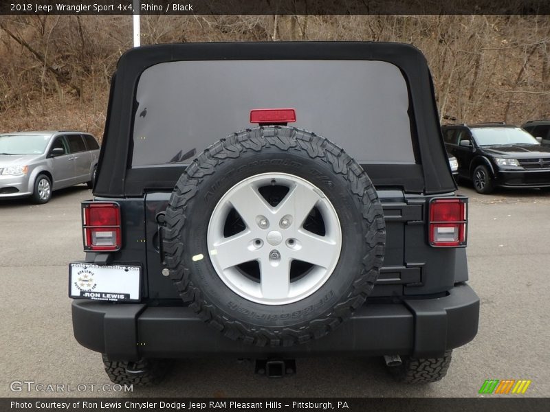 Rhino / Black 2018 Jeep Wrangler Sport 4x4