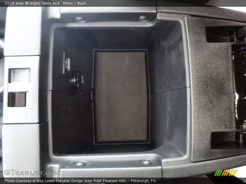 Rhino / Black 2018 Jeep Wrangler Sport 4x4
