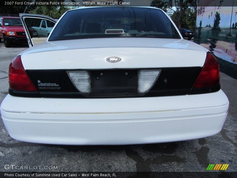 Vibrant White / Light Camel 2007 Ford Crown Victoria Police Interceptor