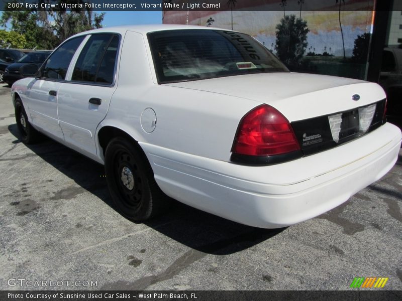Vibrant White / Light Camel 2007 Ford Crown Victoria Police Interceptor