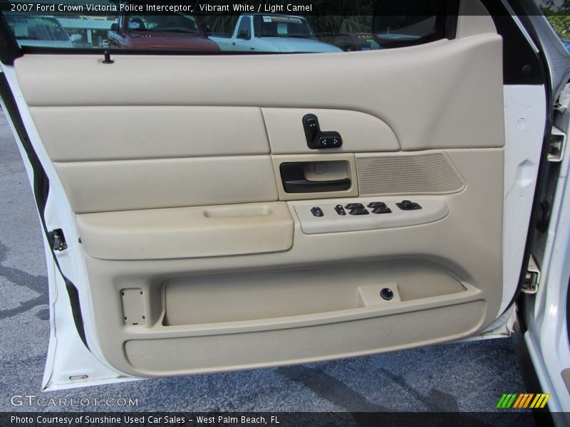 Vibrant White / Light Camel 2007 Ford Crown Victoria Police Interceptor