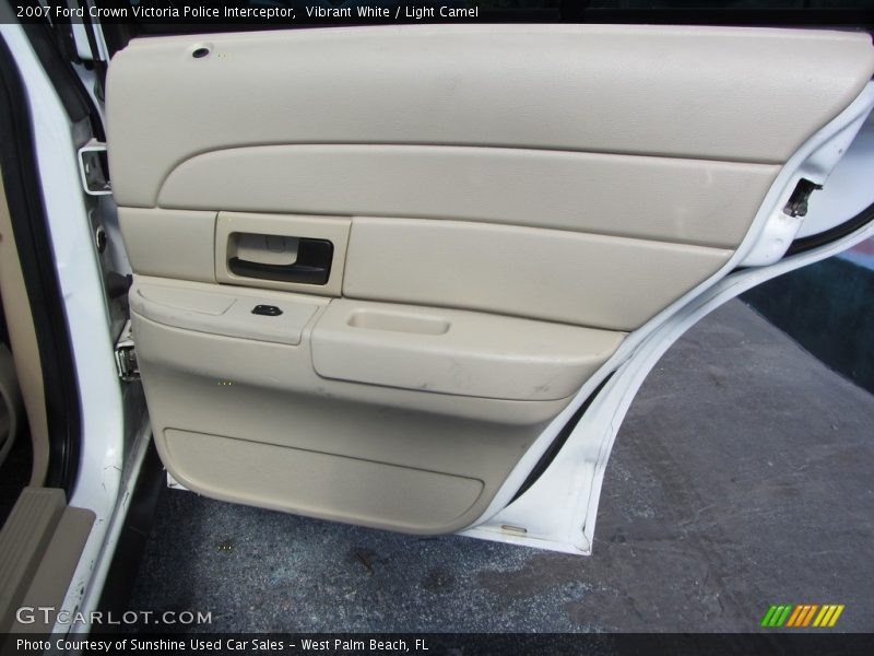 Vibrant White / Light Camel 2007 Ford Crown Victoria Police Interceptor