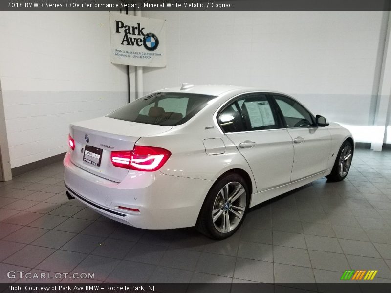 Mineral White Metallic / Cognac 2018 BMW 3 Series 330e iPerformance Sedan
