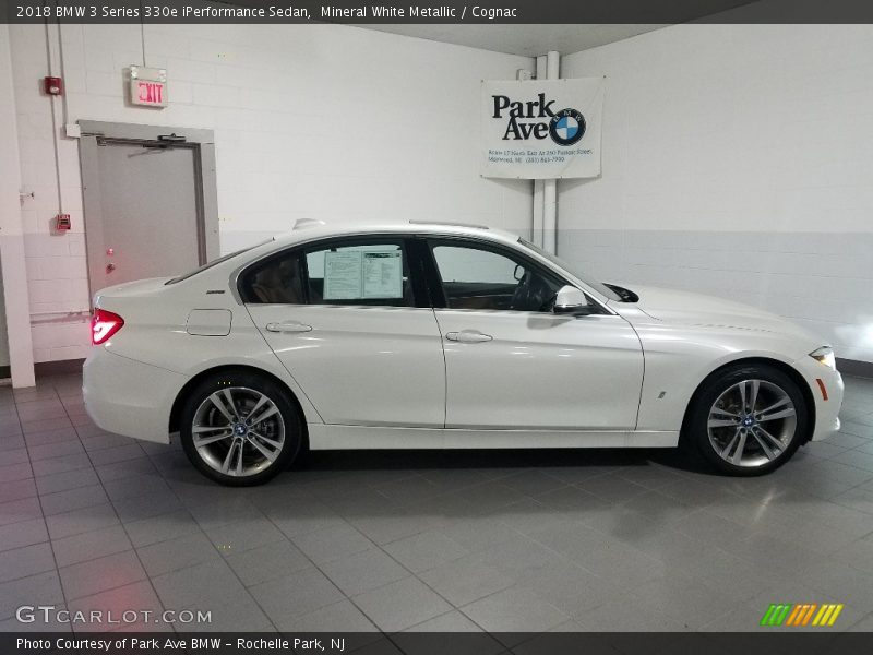 Mineral White Metallic / Cognac 2018 BMW 3 Series 330e iPerformance Sedan
