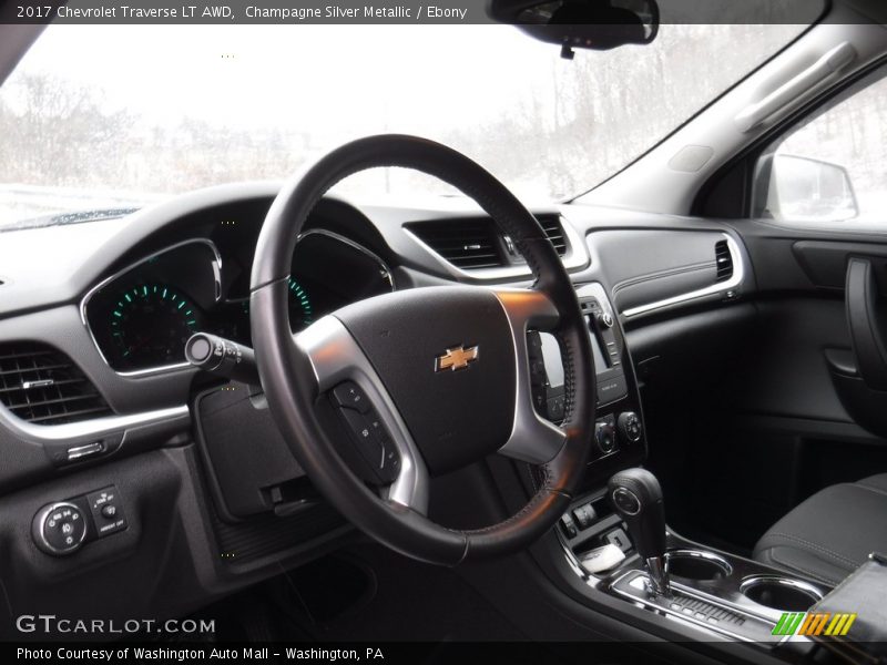 Champagne Silver Metallic / Ebony 2017 Chevrolet Traverse LT AWD