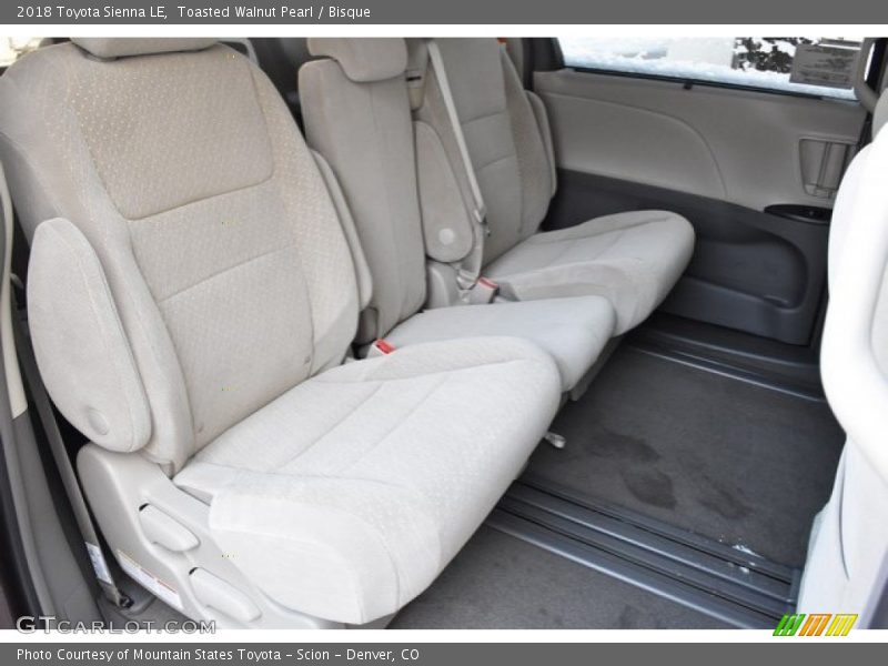 Toasted Walnut Pearl / Bisque 2018 Toyota Sienna LE