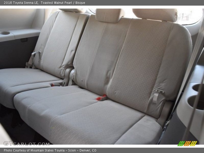 Toasted Walnut Pearl / Bisque 2018 Toyota Sienna LE