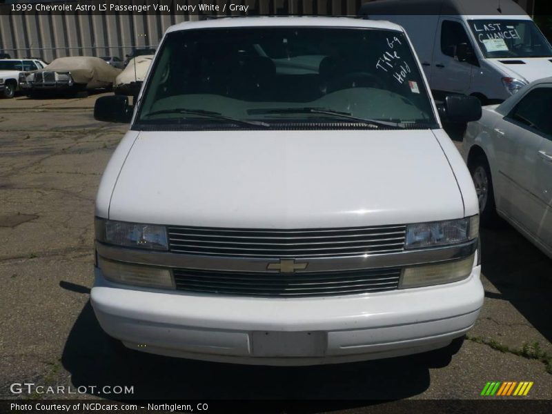 Ivory White / Gray 1999 Chevrolet Astro LS Passenger Van