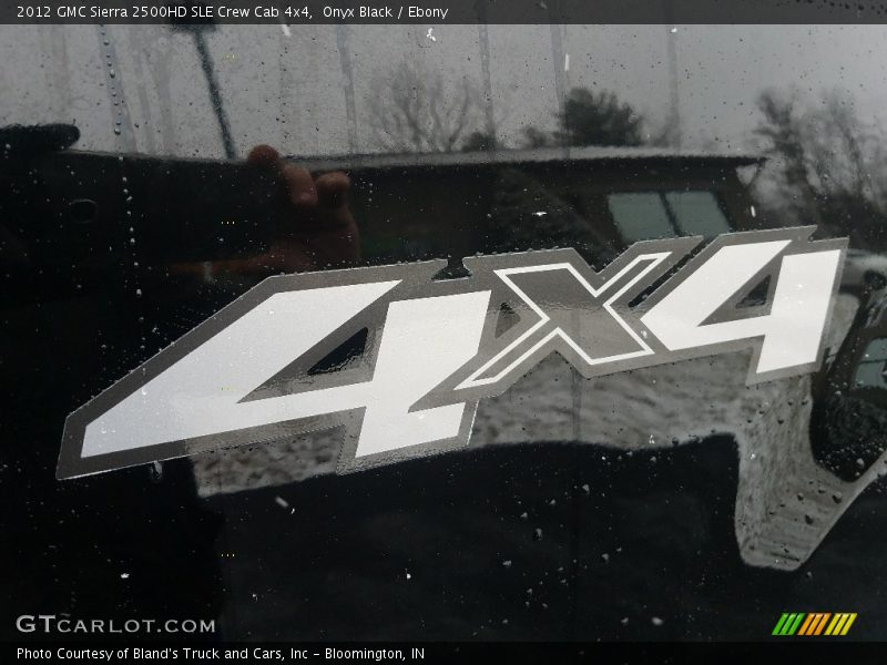 Onyx Black / Ebony 2012 GMC Sierra 2500HD SLE Crew Cab 4x4