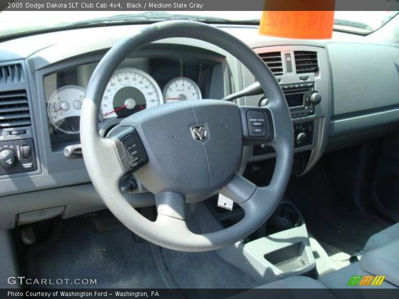 Black / Medium Slate Gray 2005 Dodge Dakota SLT Club Cab 4x4