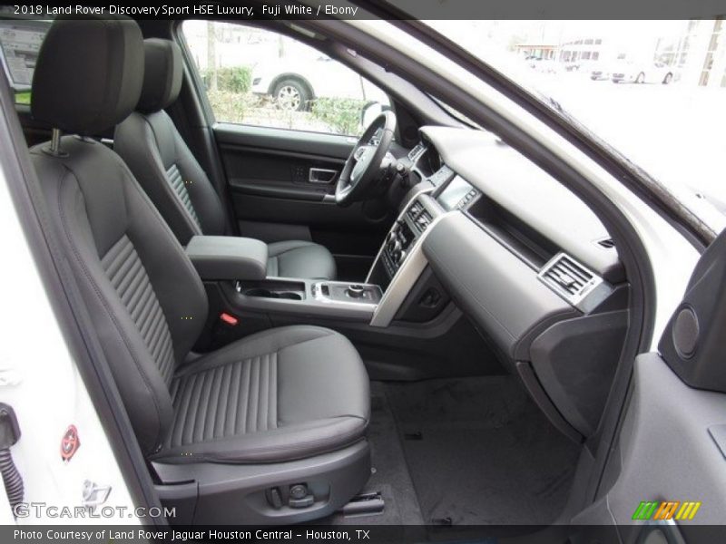 Fuji White / Ebony 2018 Land Rover Discovery Sport HSE Luxury