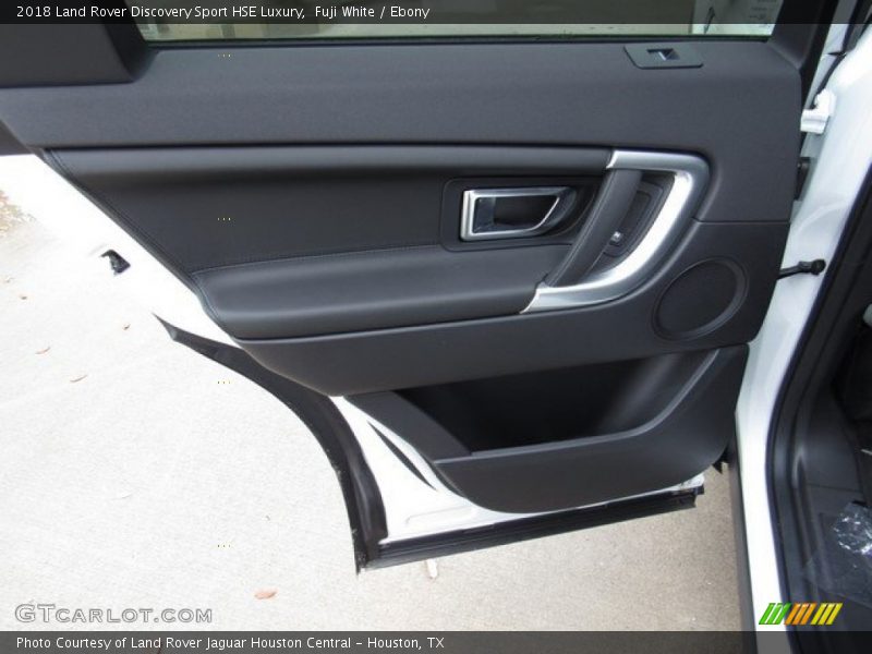 Fuji White / Ebony 2018 Land Rover Discovery Sport HSE Luxury