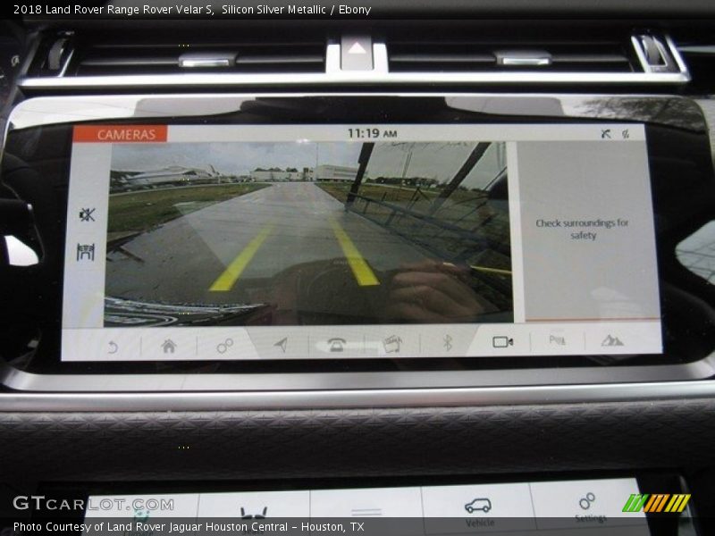 Silicon Silver Metallic / Ebony 2018 Land Rover Range Rover Velar S