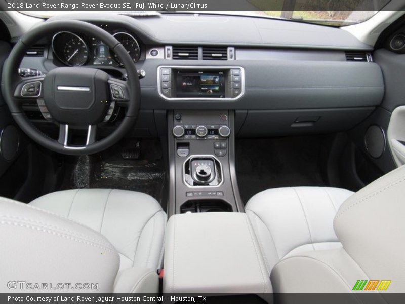 Fuji White / Lunar/Cirrus 2018 Land Rover Range Rover Evoque SE