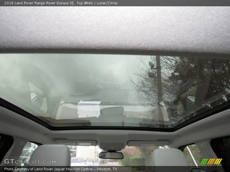 Fuji White / Lunar/Cirrus 2018 Land Rover Range Rover Evoque SE