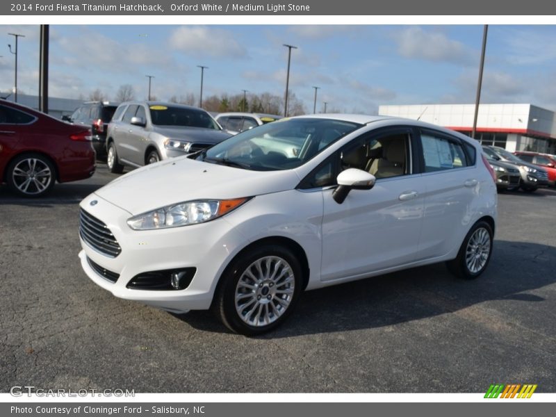 Oxford White / Medium Light Stone 2014 Ford Fiesta Titanium Hatchback