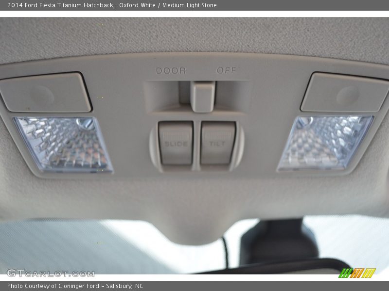 Oxford White / Medium Light Stone 2014 Ford Fiesta Titanium Hatchback